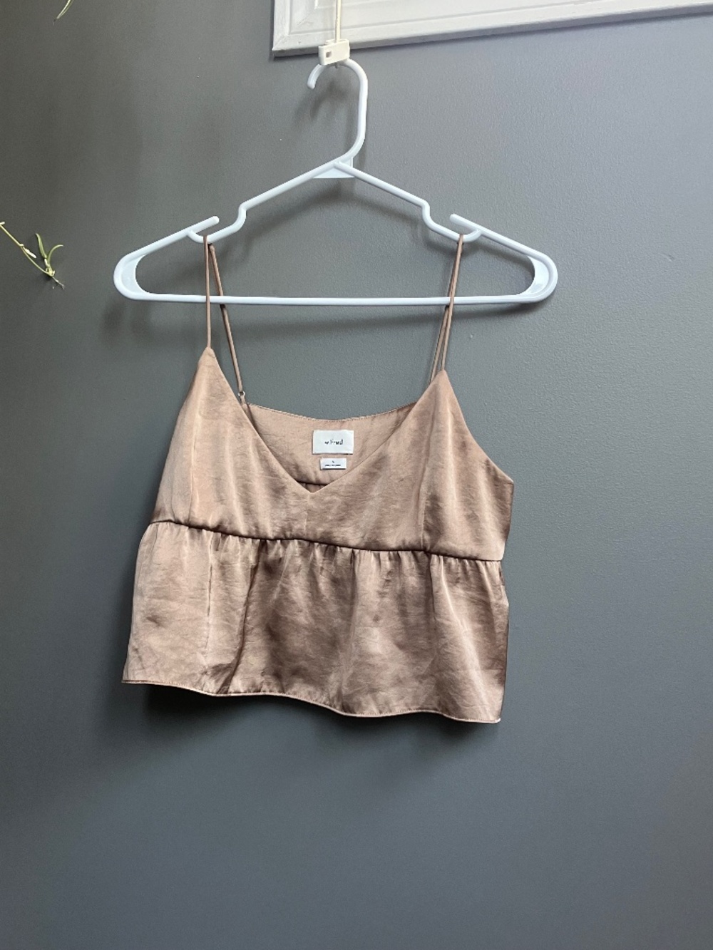 Aritzia Wilfred Lovers Satin Camisole | Size Small | Champagne Taupe